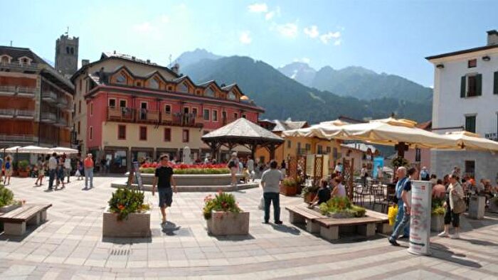 Appartamento con 5 locali in vendita in Ponte Di Legno