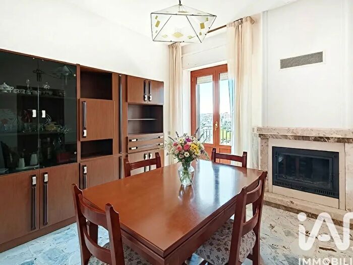 Appartamento con 5 locali in vendita in Via Contrada San Cassiano, Torre San Patrizio