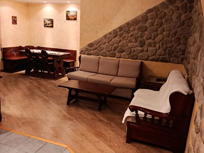 Appartamento trilocale in affitto in Via Europa, Aprica