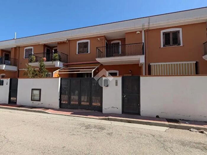 Casa quadrilocale in vendita in Via Saverio Mercadante, Margherita Di Savoia