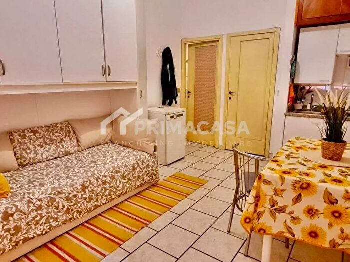 Appartamento in affitto in Via Privata San Mansueto, Bocconi, Milano