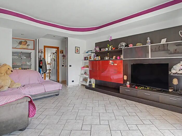 Appartamento trilocale in vendita in Via Ronchetto b, Luino