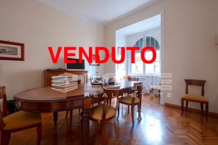 Appartamento con 10 locali in vendita in Via Bertoloni Roma, Roma
