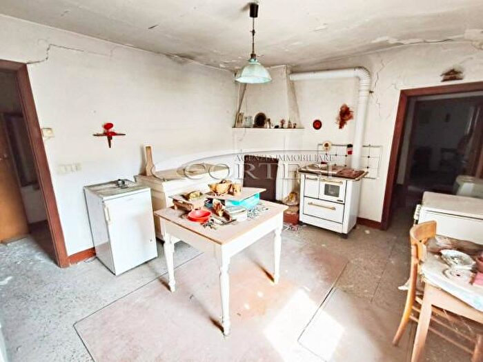 Appartamento quadrilocale in vendita in San Costanzo