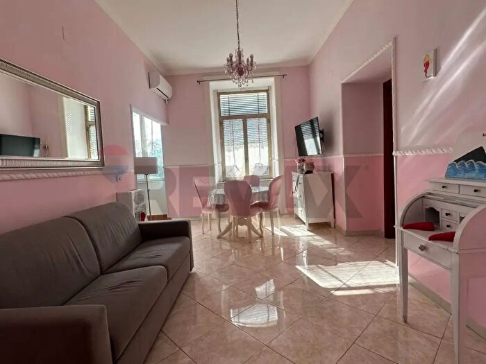 Appartamento bilocale in affitto in Corso Vittorio Emanuele, Napoli
