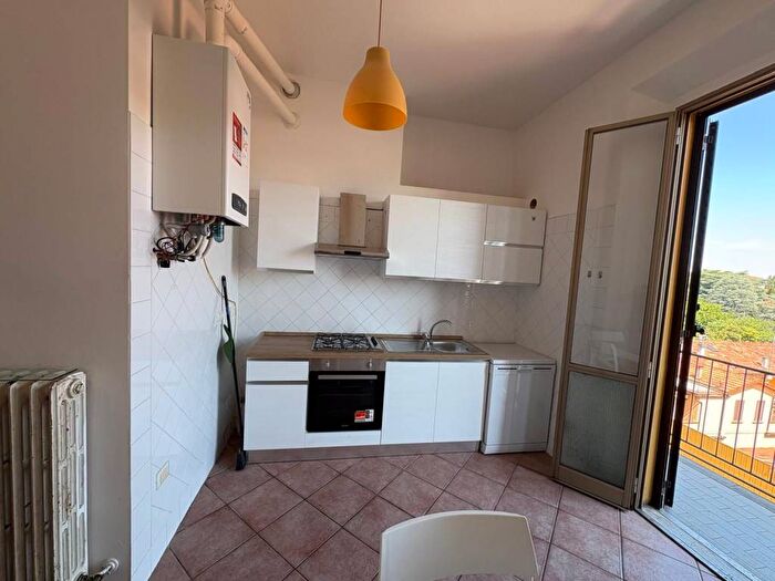 Appartamento con 5 locali in affitto in Via Emilia Levante, Mazzini Fossolo, Bologna