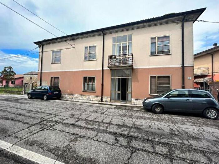 Casa con 6 locali in vendita in Via Roma, Taglio Di Po