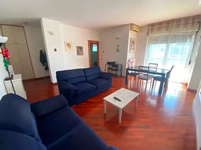 Appartamento trilocale in vendita in Via G di Vittorio B, Casamassima