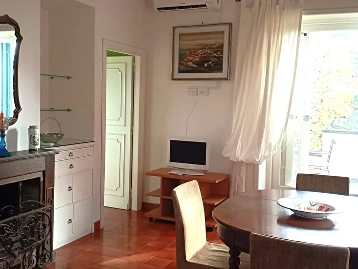 Appartamento con 5 locali in affitto in Via Charles Robert Darwin, Roma