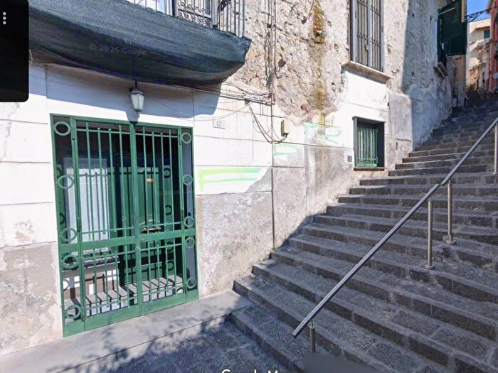 Appartamento bilocale in affitto in Salita Torquato Tasso, Piazza Amedeo Parco Margherita, Napoli