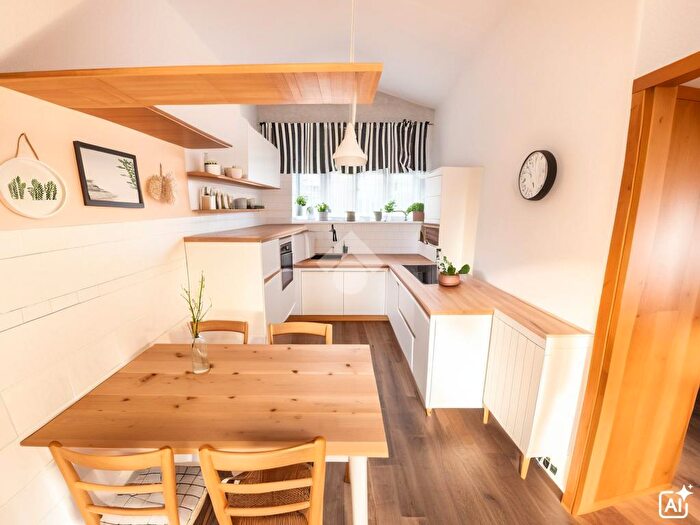 Case in Vendita e in Affitto - 2