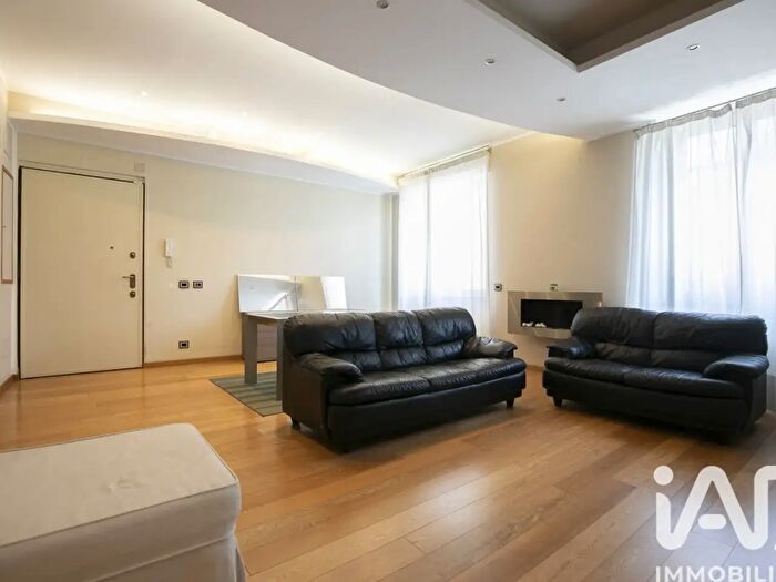 Appartamento con 6 locali in vendita in Via Monticelli, Genova