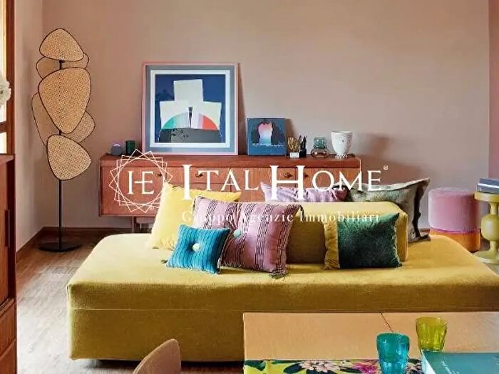 Appartamento trilocale in vendita in Via Cristoforo Gluck, Milano