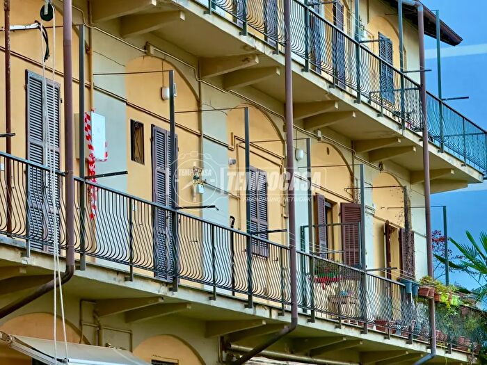 Appartamento bilocale in vendita in Via Palestro, Verbania