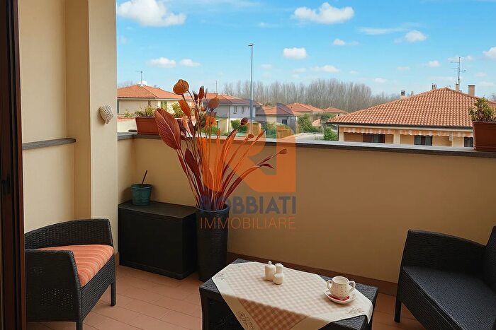 Appartamento con 5 locali in vendita in Via Laudi, Sommo