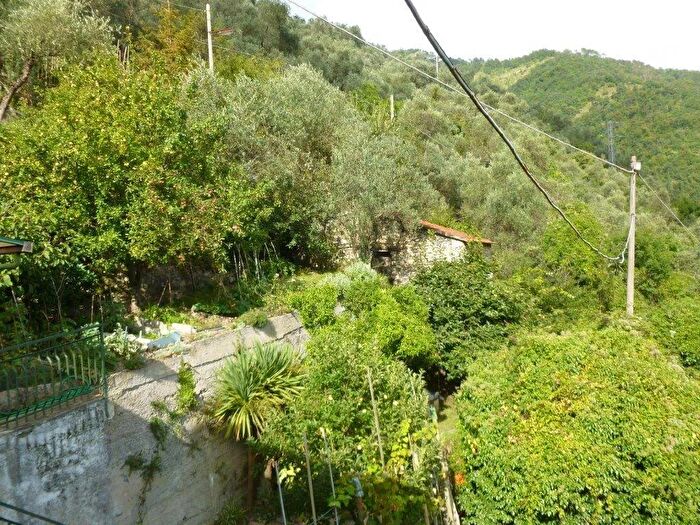 Casa con 7 locali in vendita in Località SantAndrea di Foggia Rapallo, Rapallo