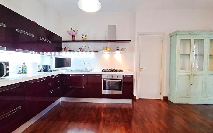 Appartamento con 5 locali in affitto in Via Livorno Aci Castello, Aci Castello