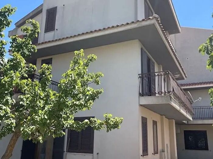 Casa con 11 locali in vendita in Via Patrasso, Ragusa