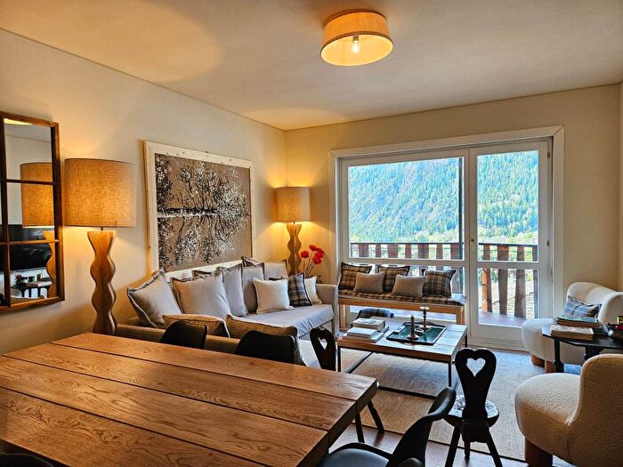 Appartamento trilocale in affitto in Via Roma, Centro, Courmayeur