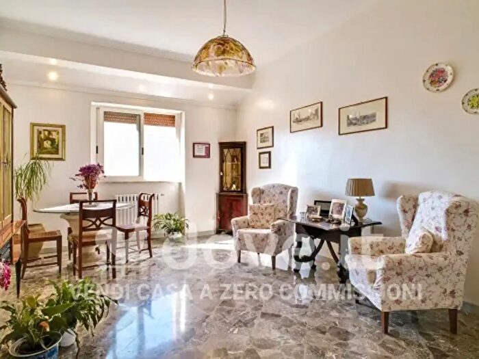 Appartamento quadrilocale in vendita in Via Fratelli Mellone, Taranto