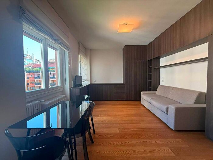 Appartamento monolocale in affitto in Via dei Grimani, Washington, Milano