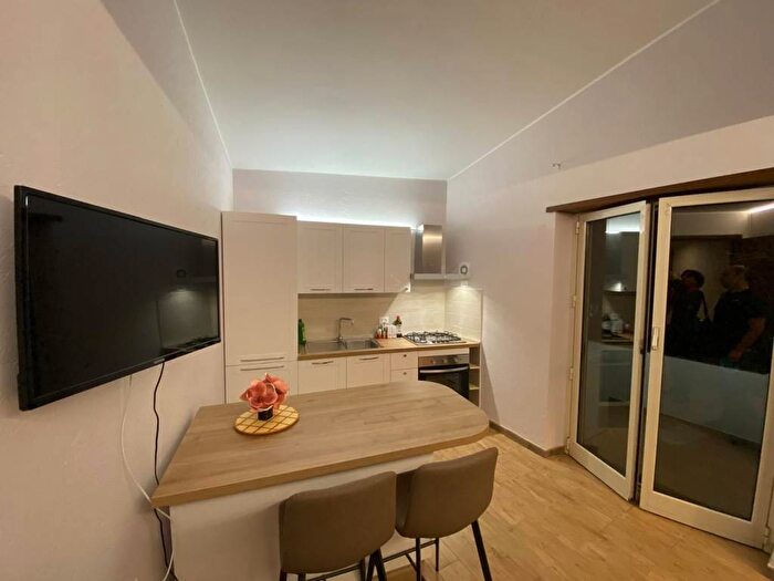 Appartamento bilocale in affitto in Via Castiglion de' Pepoli, Vitinia, Roma