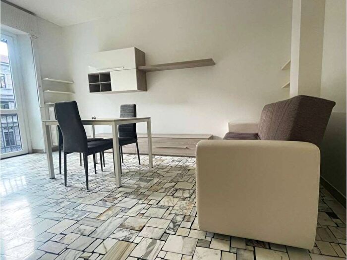 Appartamento bilocale in affitto in via Andrea Costa, Pasteur, Milano