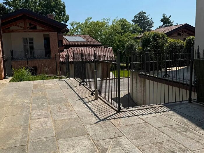 Appartamento quadrilocale in vendita in Strada Pracarbone, Villanova Mondovi'