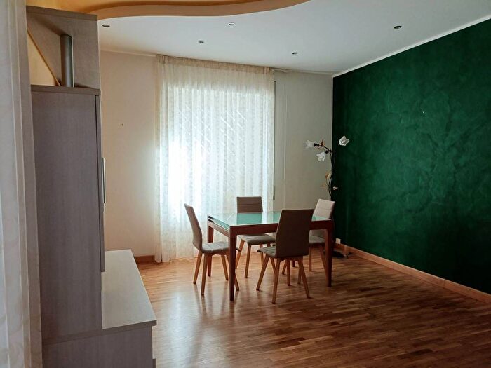 Appartamento trilocale in affitto in Viale del Lido, Ostia Levante, Roma