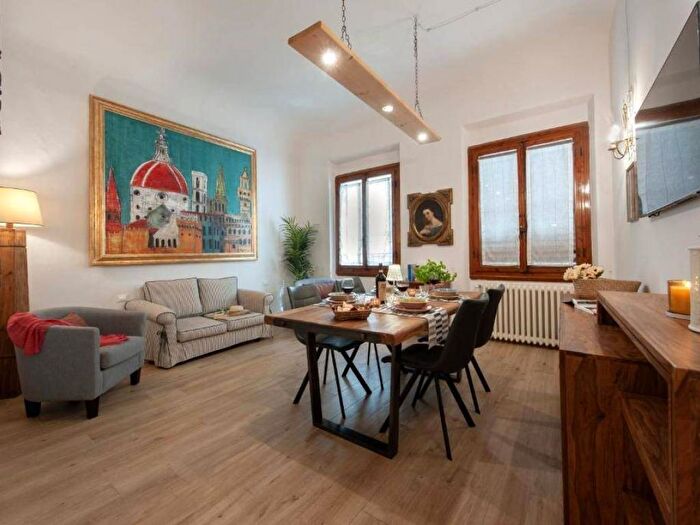 Appartamento quadrilocale in affitto in Via Santegidio, Duomo, Firenze