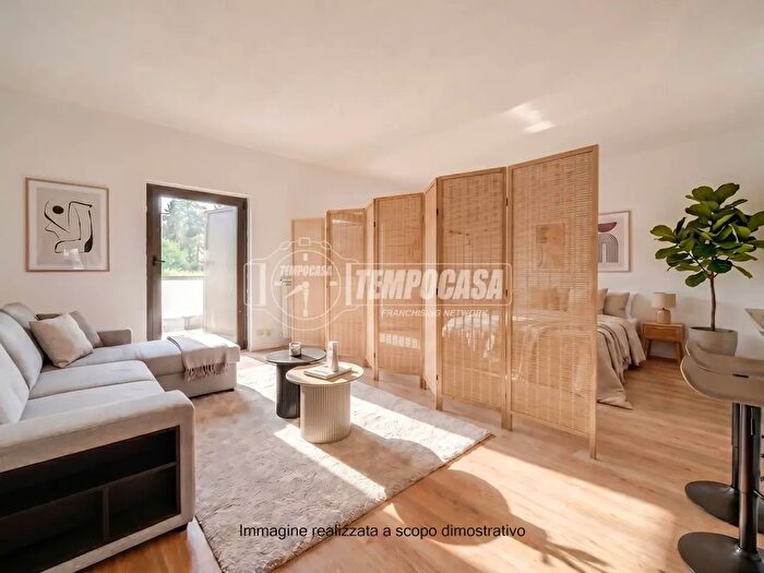 Appartamento monolocale in vendita in Via Luciano Manara, Casorate Sempione