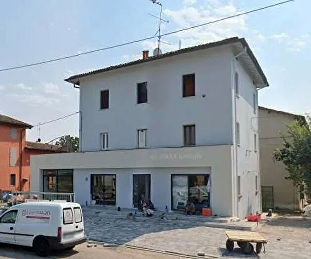 Casa con 15 locali in vendita in Reggio Emilia