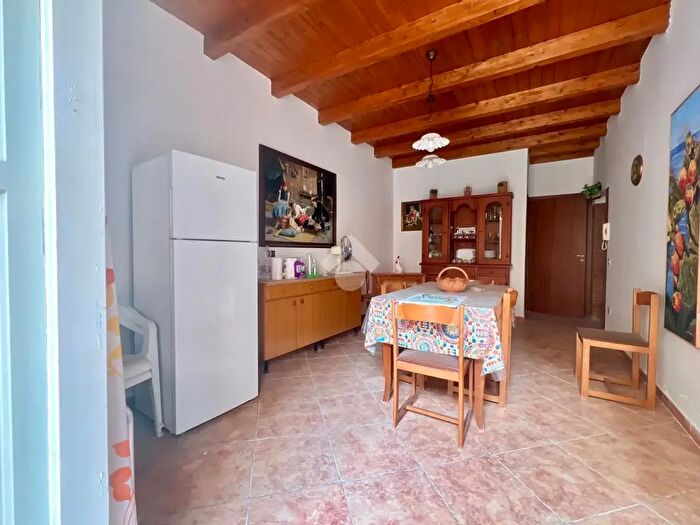 Appartamento trilocale in vendita in Via Santa Croce, Trappeto