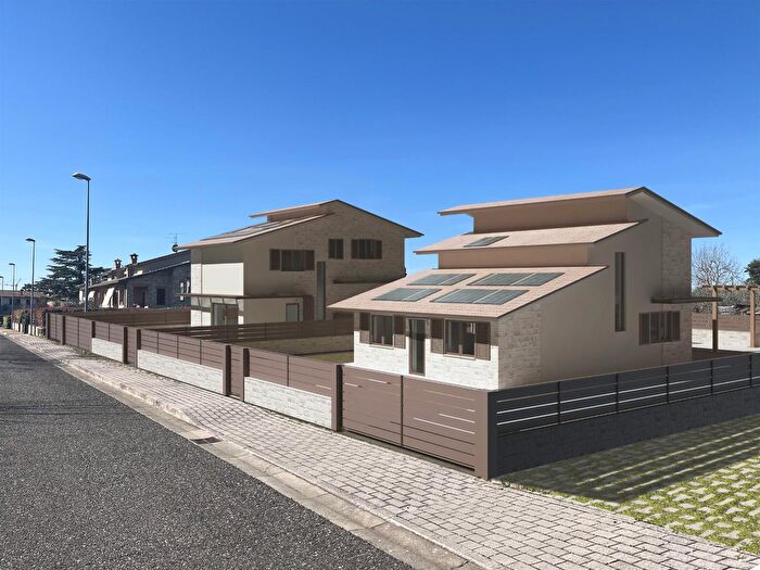 Casa con 5 locali in vendita in Colle Di Val DElsa