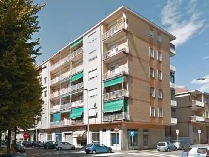 Appartamento trilocale in affitto in Piazza Cavallero, Rivoli