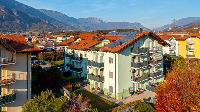 Appartamento bilocale in vendita in Via alla Stazione, Rovereto