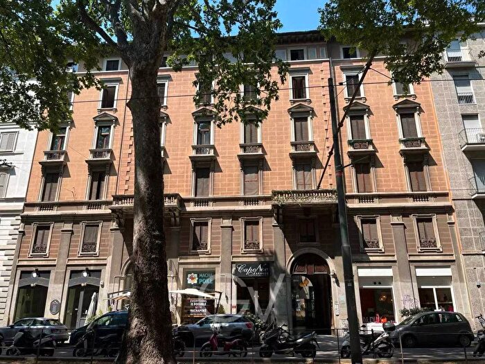 Appartamento bilocale in affitto in viale Piave, Piave Tricolore, Milano