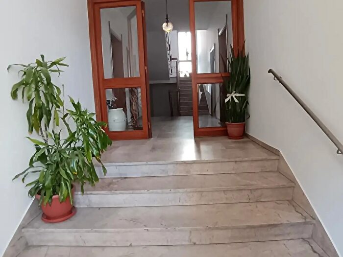 Appartamento con 5 locali in vendita in Empoli