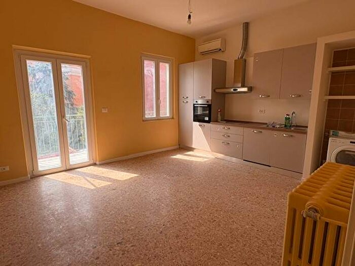 Appartamento quadrilocale in affitto in Mazzini Oberdan, Firenze