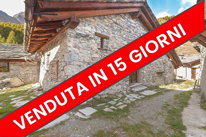 Casa trilocale in vendita in Borgo Viviere, Acceglio