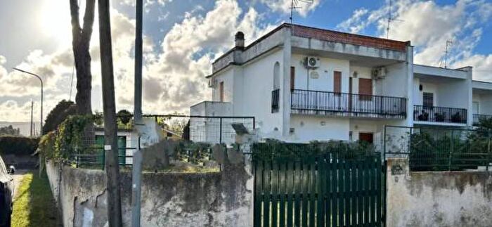 Casa quadrilocale in vendita in Via delle Magnolie, Terracina