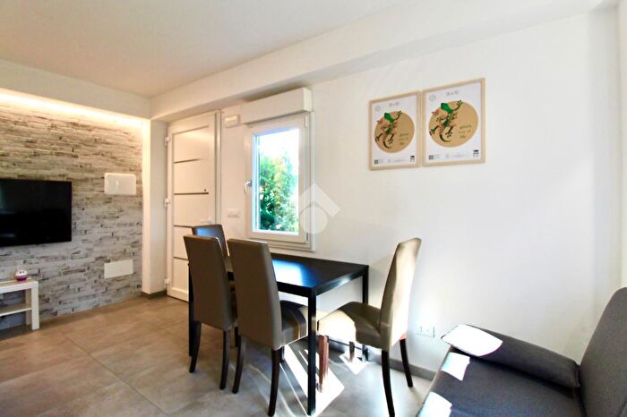 Appartamento trilocale in vendita in Via Mercato, Lignano Sabbiadoro