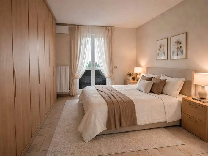 Casa con 8 locali in vendita in Santa Maria Hoè, Santa Maria Hoe