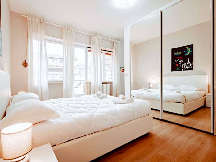 Appartamento monolocale in affitto in Piazza della Repubblica, Aurora, Torino