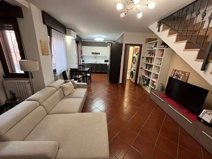 Appartamento trilocale in vendita in San Colombano Al Lambro