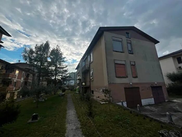 Appartamento quadrilocale in vendita in Strada Chiesanuova, Mantova