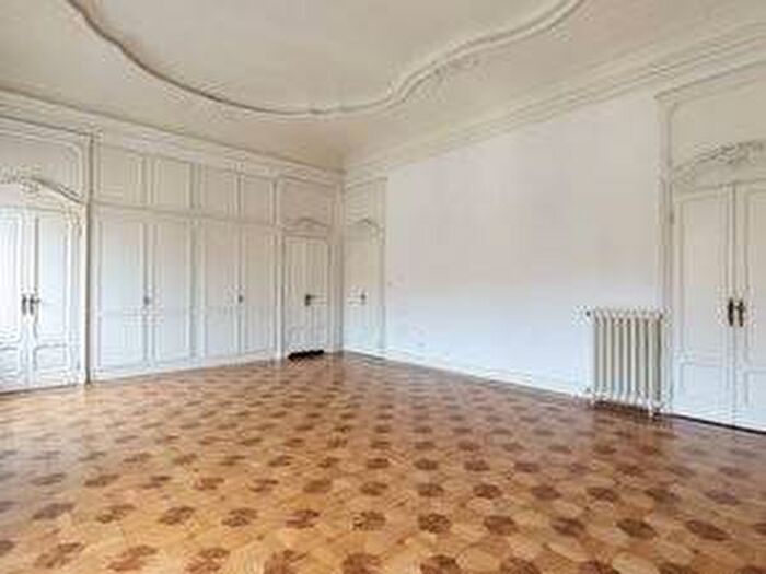 Appartamento con 6 locali in affitto in Via Solferino, Moscova, Milano