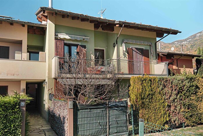 Appartamento con 6 locali in vendita in Frazione Marseiller, Verrayes