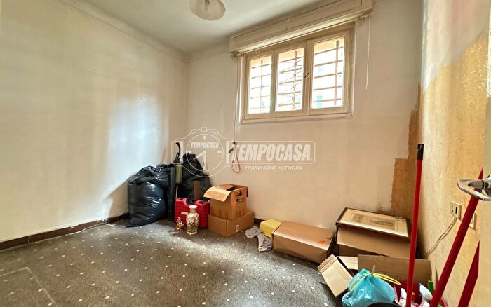 Appartamento trilocale in vendita in Via dei Landi, Genova