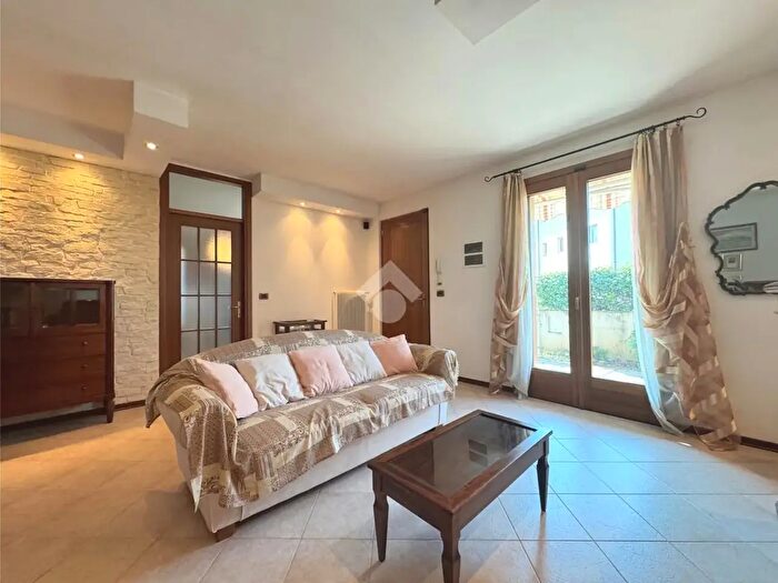 Appartamento quadrilocale in vendita in Via Morosina, Udine